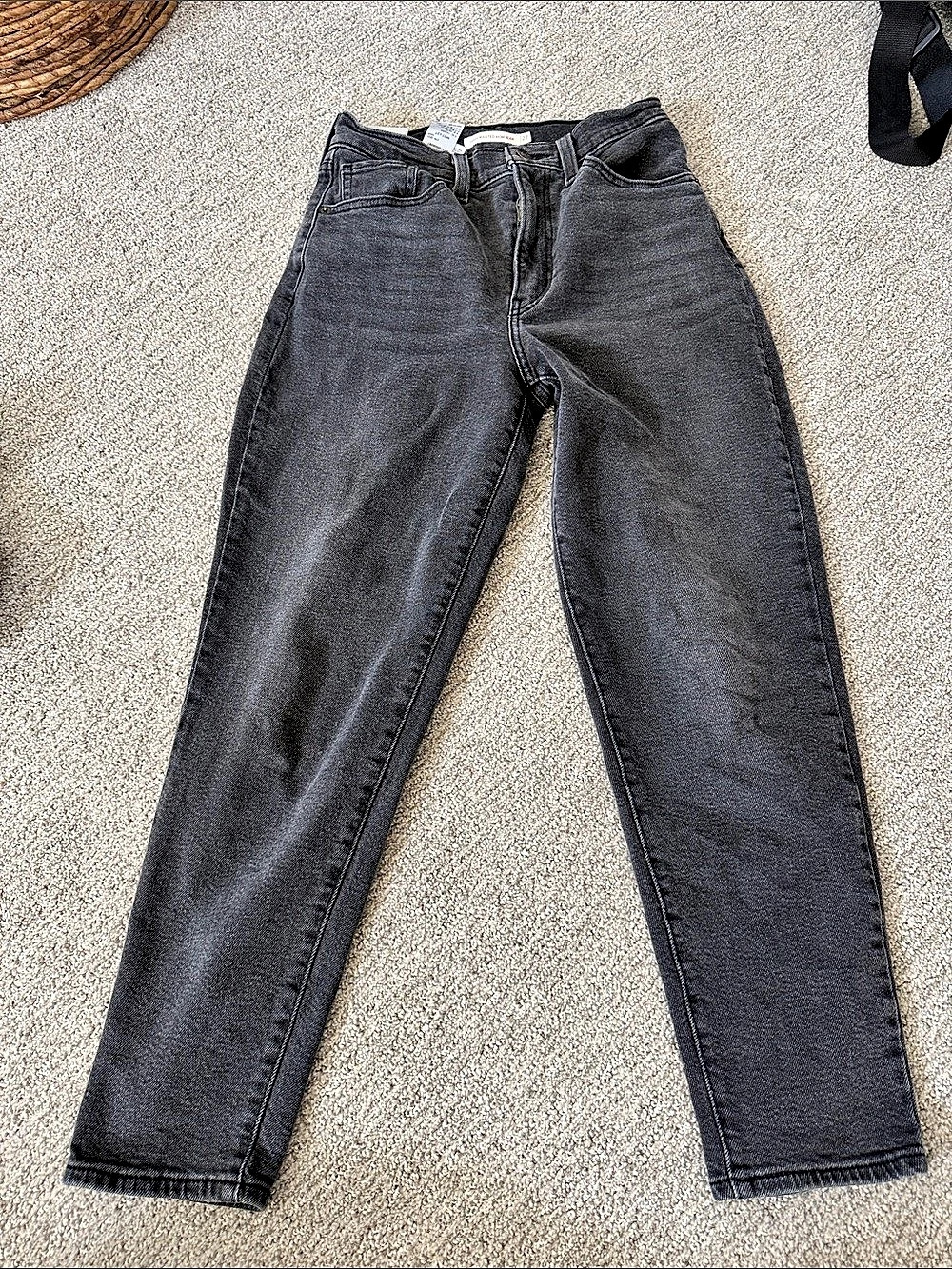 Levi's High Waisted Mom Jeans Straight Leg Gray Waist 27
